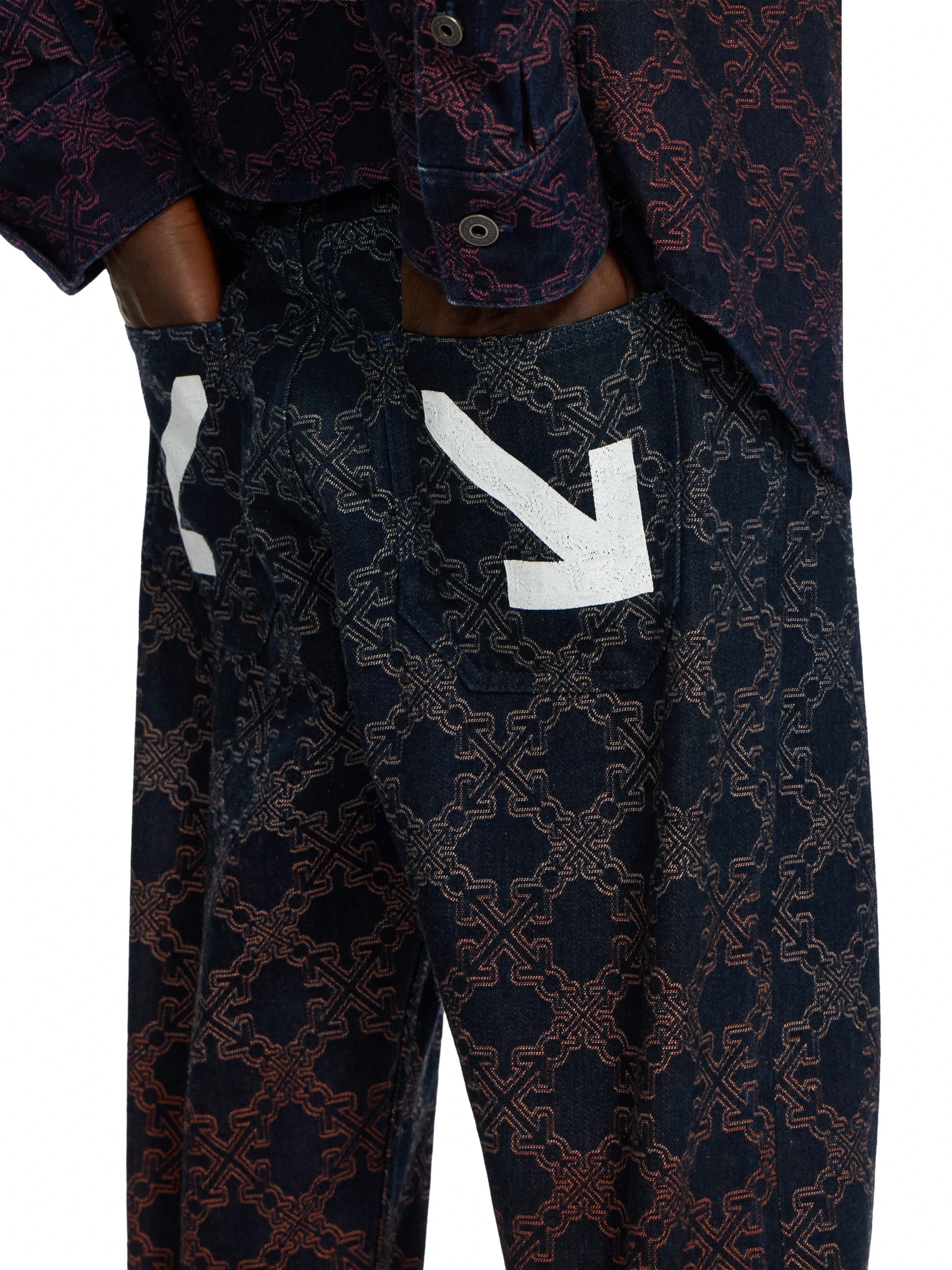 Off White Arrow Monogram Degradé Jacquard Jeans - Image 3